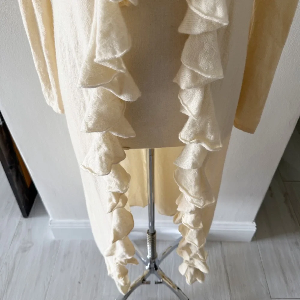 Cashmere Ralph Lauren Black Label Cream Ruffle Duster Cardigan Sweater Medium - Picture 3 of 9